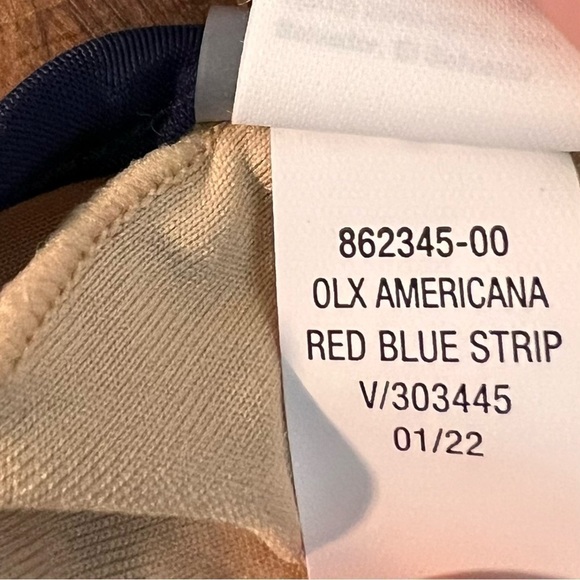 NWT! Old Navy Americana Two-Tone Red & Blue Triangle Bikini Top. Size Large. - Picture 6 of 8